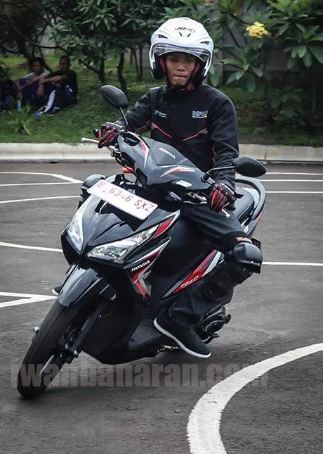 Honda Vario 110 FI (2)