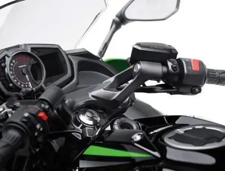100416-2017-kawasaki-ninja-650-hi_17ex650k_44sgn1fhaa00d_c_001-1