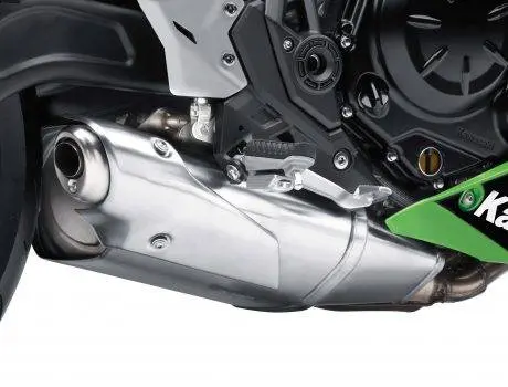 100416-2017-kawasaki-ninja-650-hi_17ex650k_44sgn1fex00d_c_001