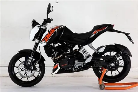 KTM rilis dua warna baru untuk Duke 200… —