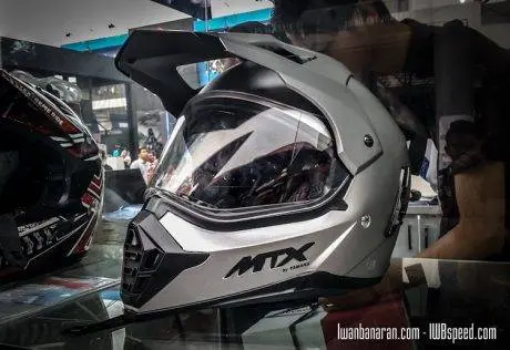 helm MT25 (4)