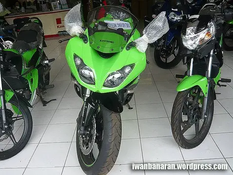 P1110428 Lho…Ninja ZX-6 sudah dijual didealer Kawasaki??