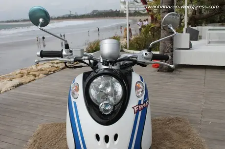 Tiga varian Yamaha Mio-Fino. Apa sih perbedaannya??…
