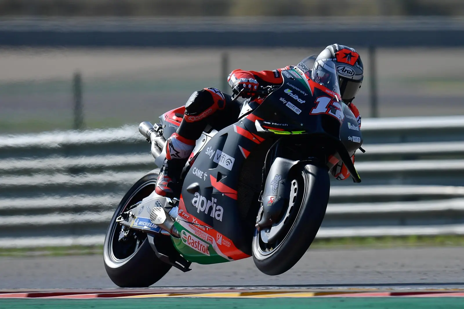 Gokil ! Vinales mengalahkan best lap Race Fabio Quartararo di Misano