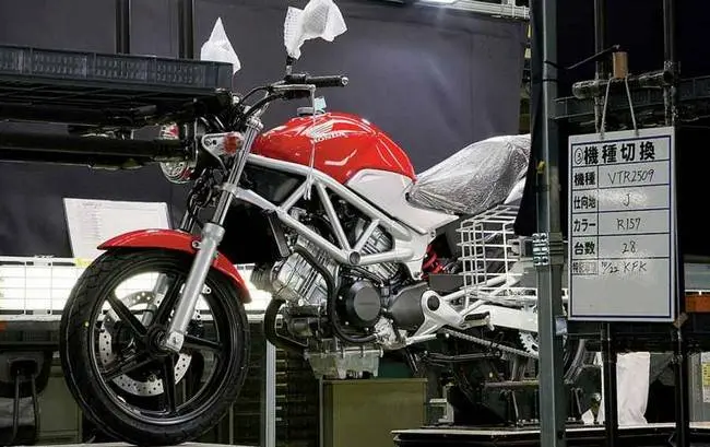 Sssttt, nongol kode baru Honda K64A……inikah project sport 250 V-Twin AHM???… —