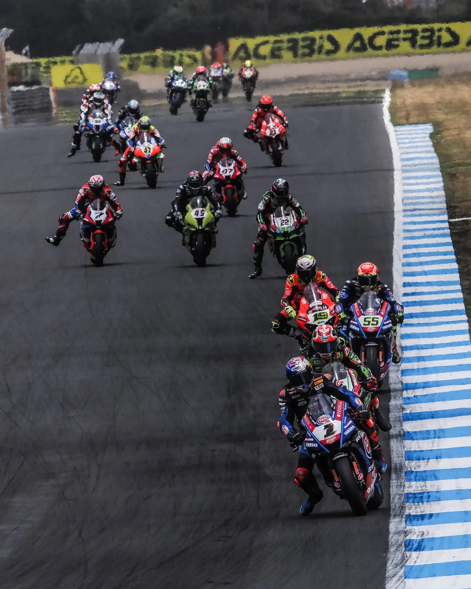 WSBK Race 1 Estoril : Ducati patahkan keperkasaan Kawasaki dan Yamaha
