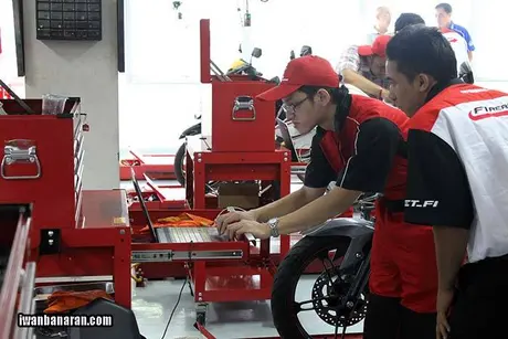Yamaha Workshop FI16