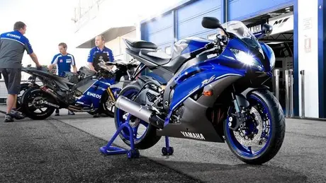 2013-Yamaha-YZF-R6