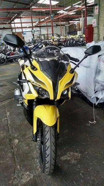 Bajaj-Pulsar-200SS-Spy-Pics-front