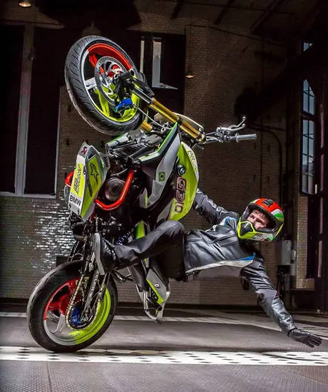 BMW-Concept-Stunt-G-310-55