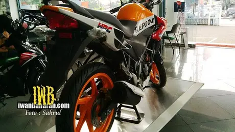 Honda CBR150 Repsol