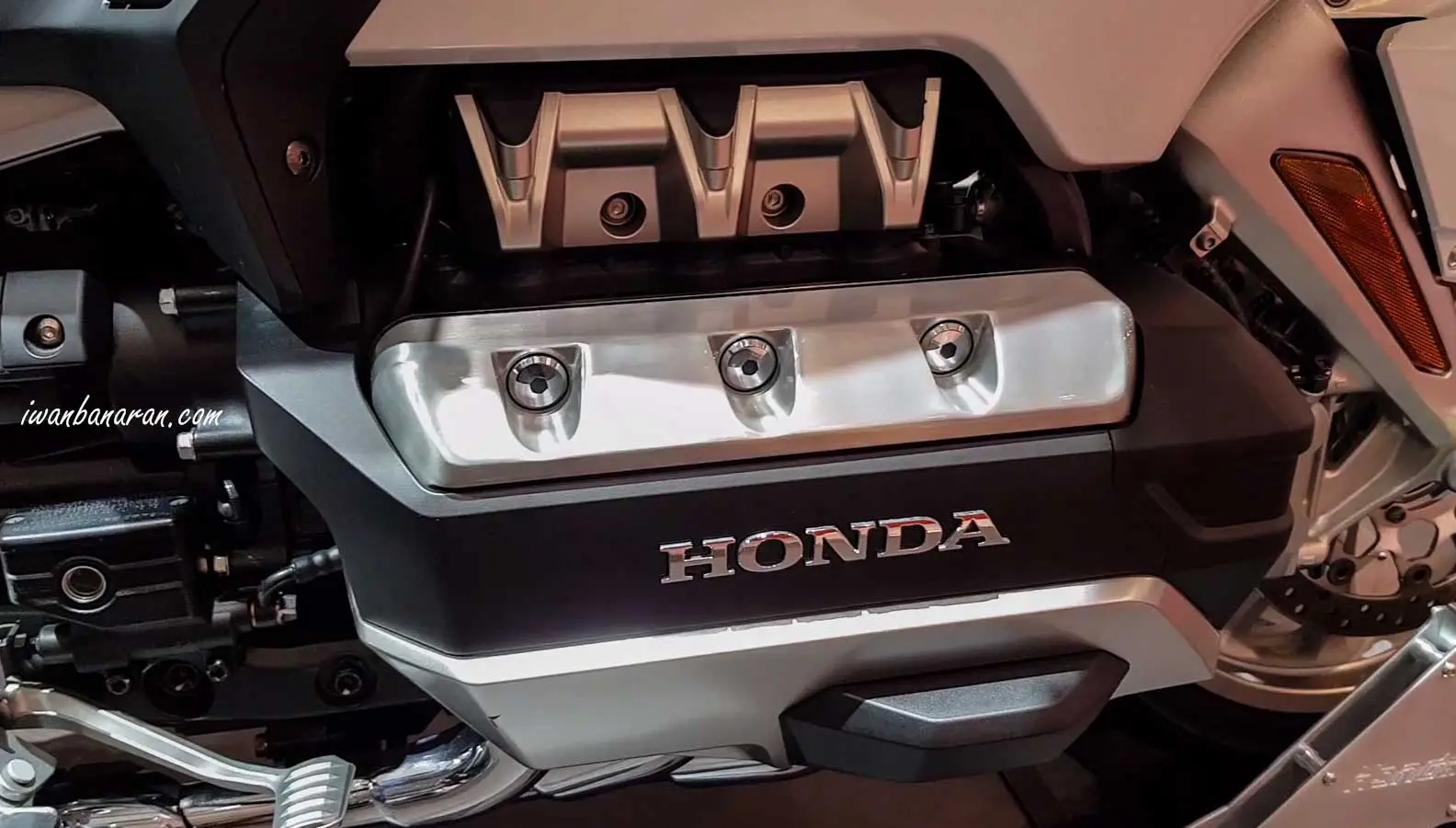 Mega gallery Honda Gold Wing 2018, motor seharga 1 Milyarrrrr