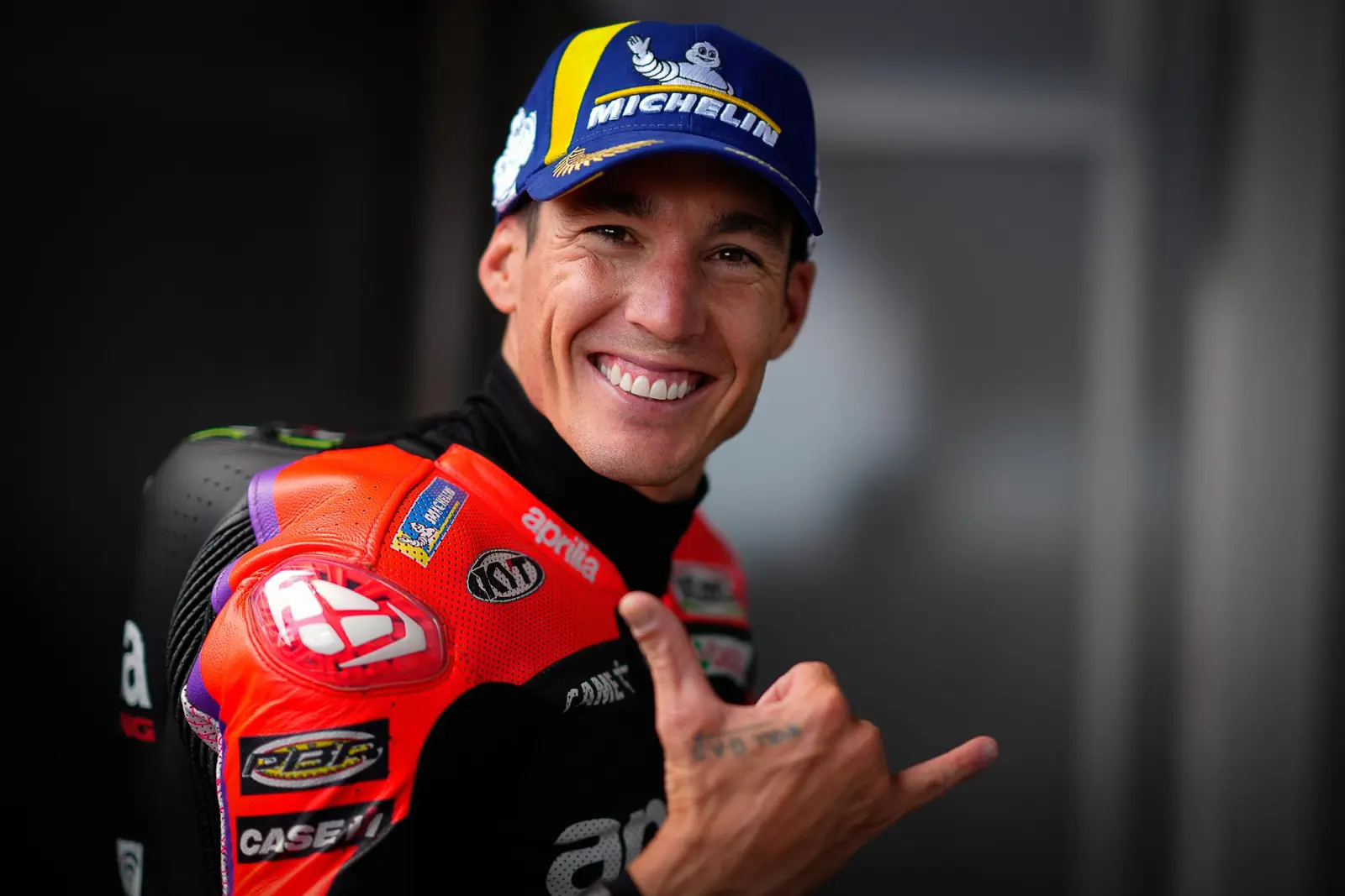 Lebih cepat dari Ducati, Aleix Espargaro beberkan kunci ngacirnya Aprilia !!