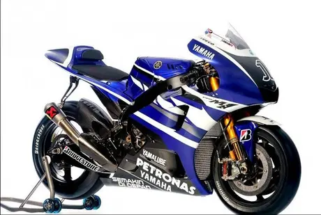 M1 2011 New Livery Yamaha akhirnya terkuak…….