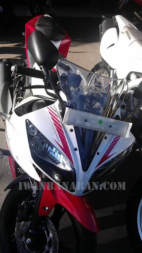 R15