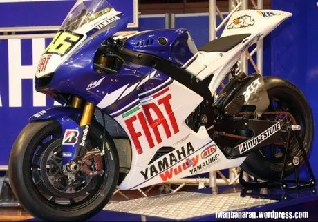 Poin penting pengembangan Yamaha M1 dimata Rossi…….