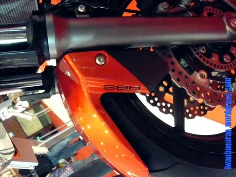 P1100045 Kawasaki ER6…ini motor baru sadis beneran