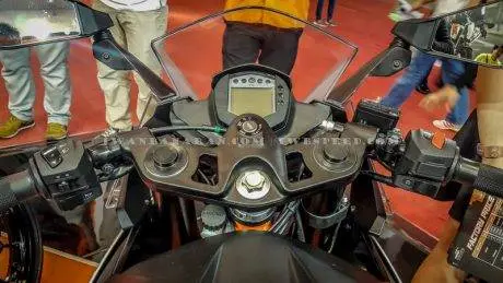 KTM Duke dan RC200 (11)