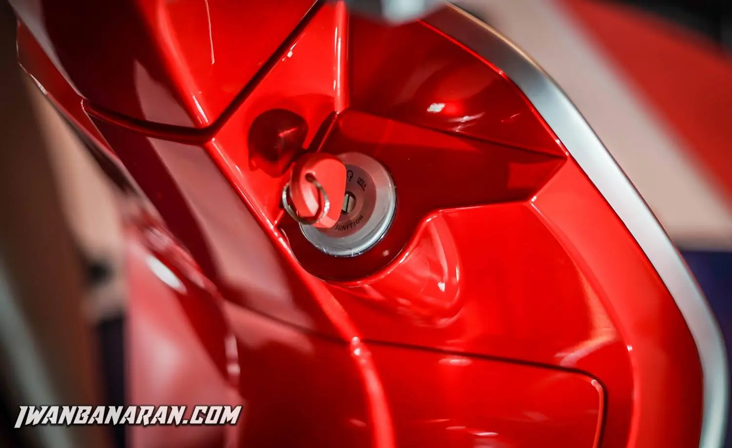 Pict Gallery : Terpesona merahnya Lambretta, finishing detilnya juozz