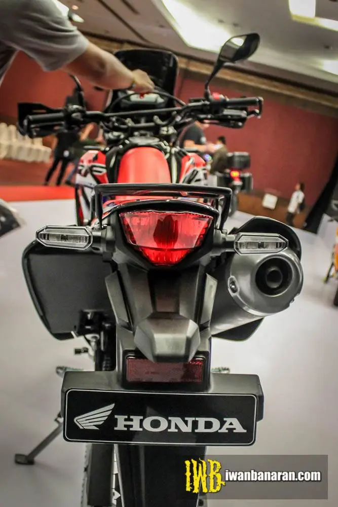 Mega gallery Honda new CRF250 Rally….USD Showa 43mm, kokoh tenan