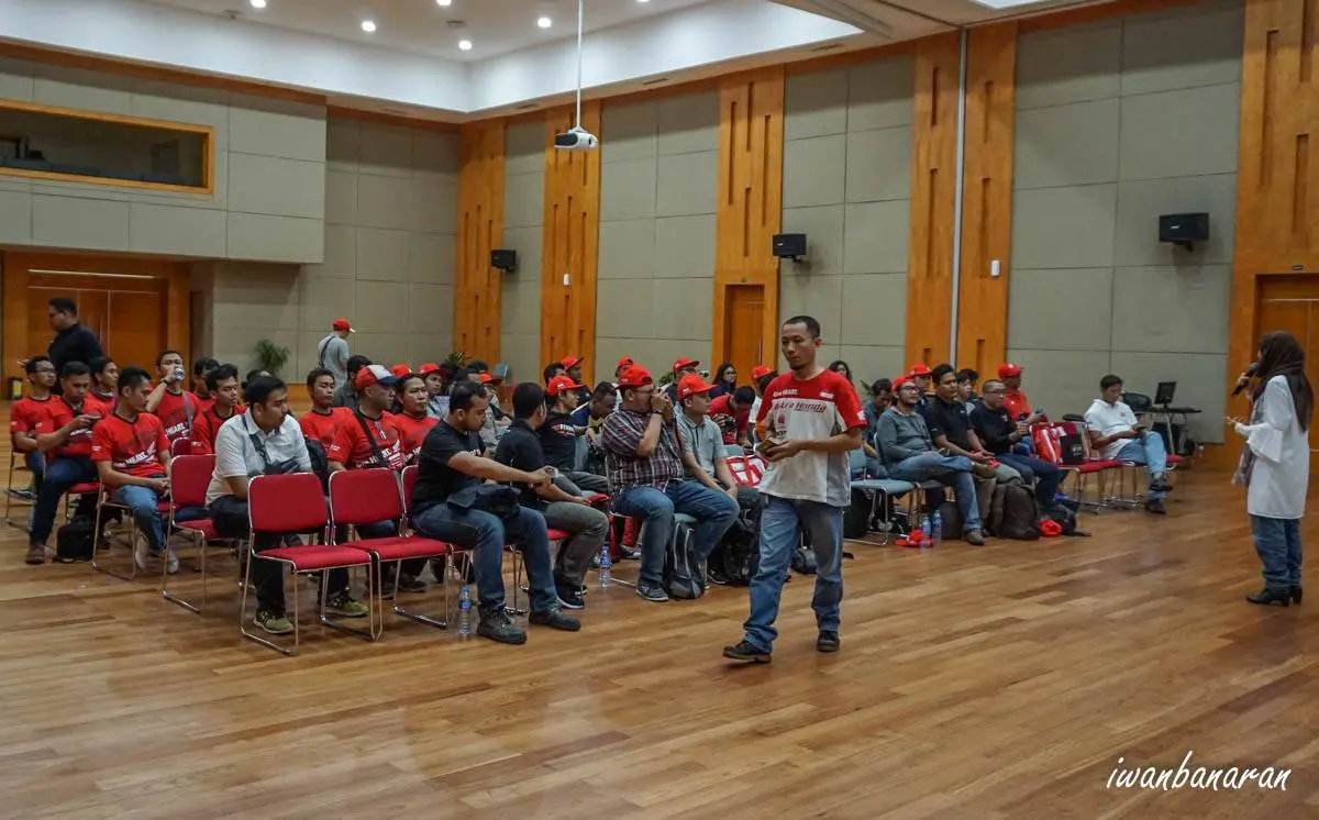 Pabrik AHM diserbu 55 Bloggers tanah air……ngintip proses produksi Beat dan new CBR250RR