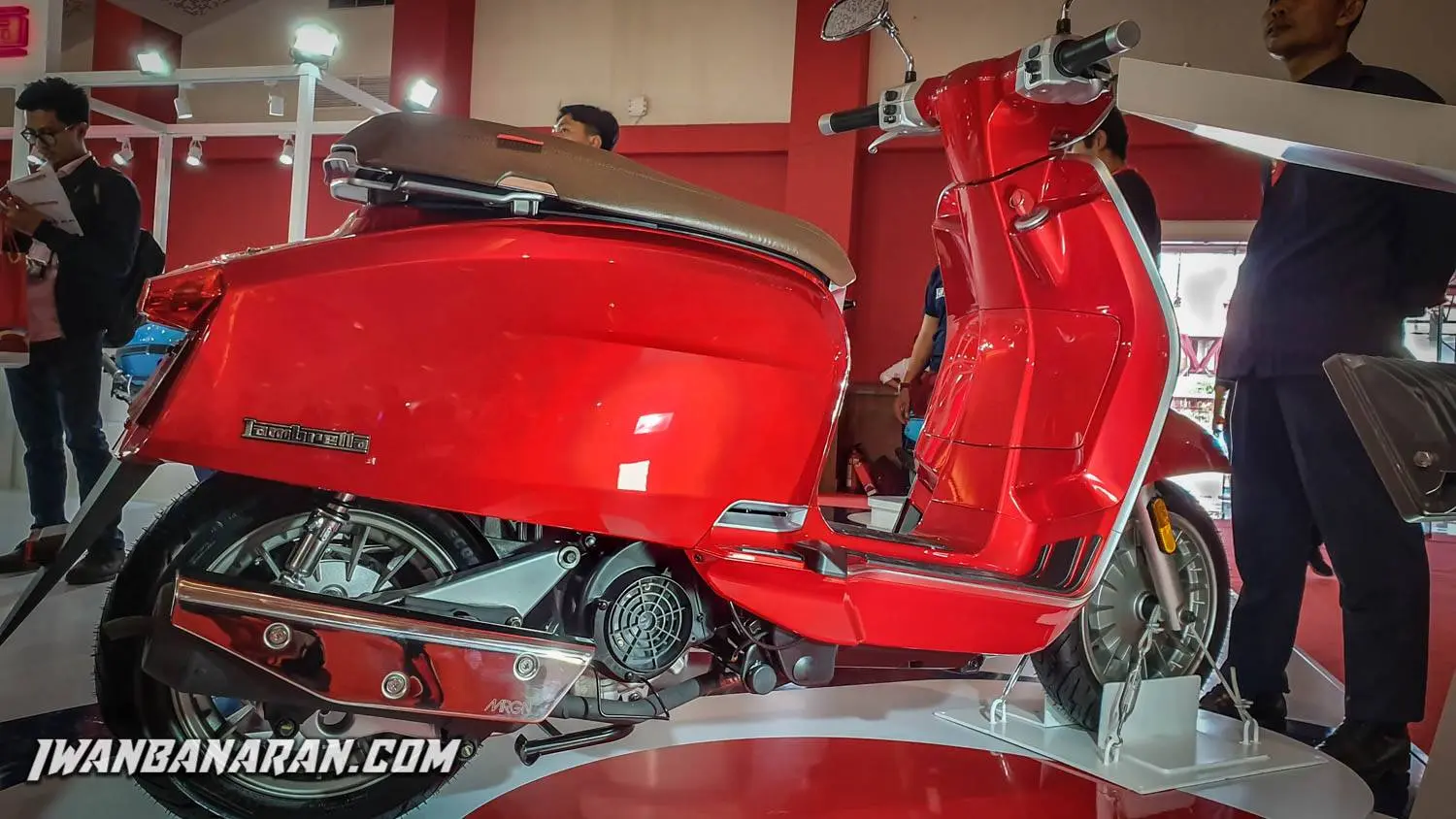 Pict Gallery : Terpesona merahnya Lambretta, finishing detilnya juozz