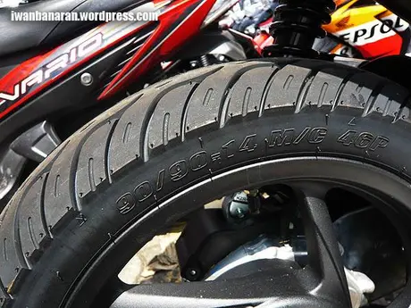 Penasaran gambar detil Honda Vario 125PGM-FI?. Monggo diintip… —