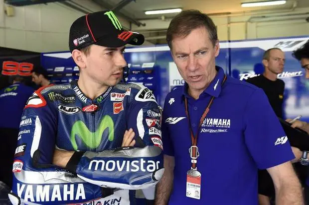 ” Motor Yamaha lebih manusiawi ketimbang Honda — ” seru Lin Jarvin