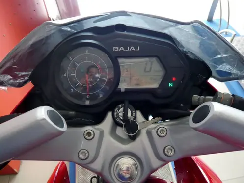 P1090069 Oalahhh ini toh Pulsar135……