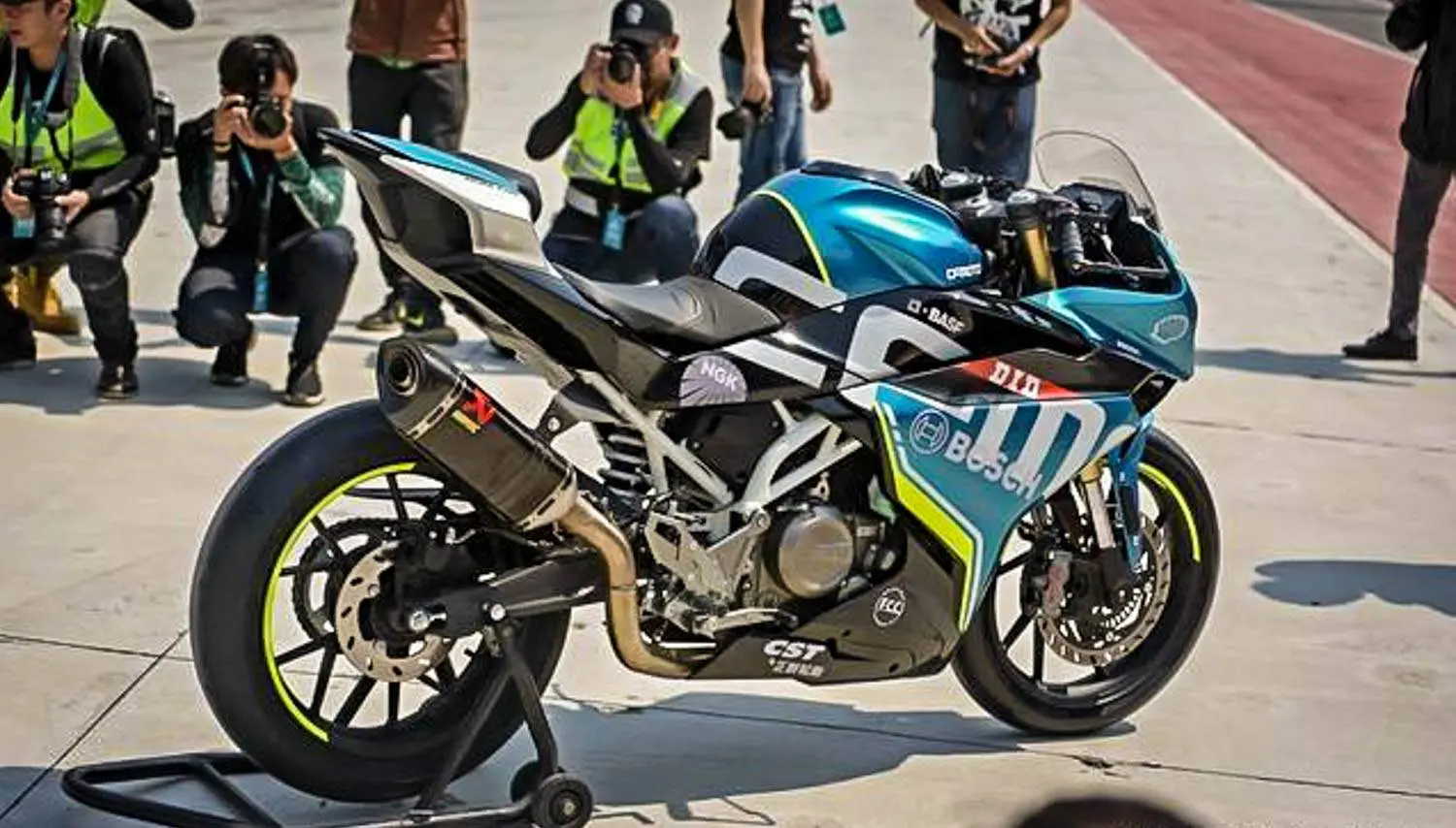 Motor Cina CF250SR ini bikin geger, desainnya asyem tenan