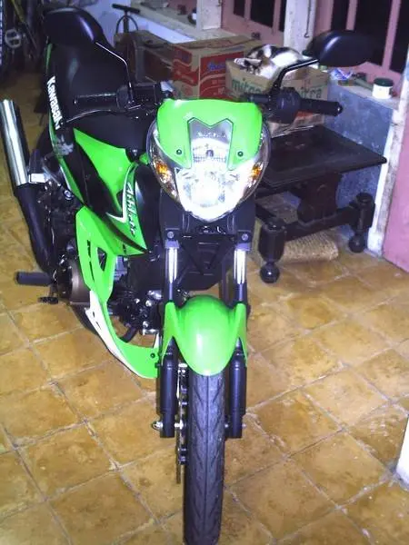 Kawasaki Athlete hijau 2011….koleksi pelengkap