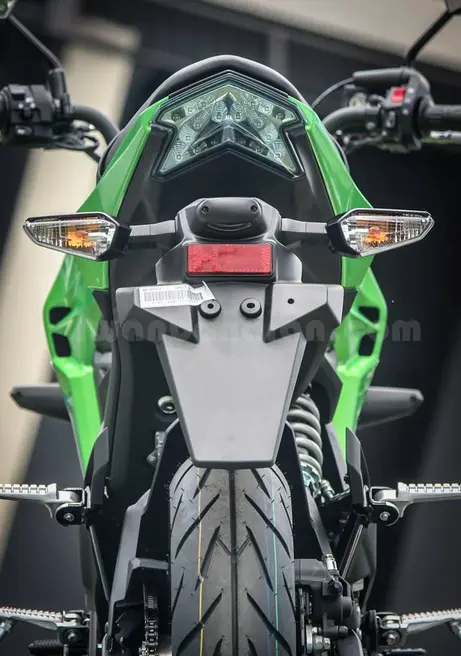 kawasaki Z125 (12)