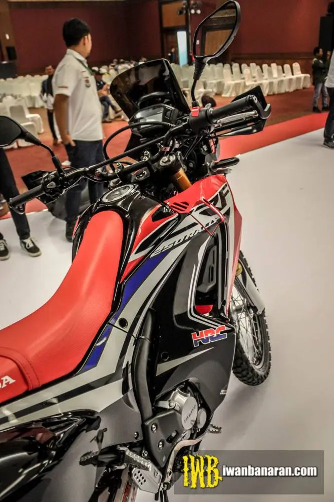 Mega gallery Honda new CRF250 Rally….USD Showa 43mm, kokoh tenan