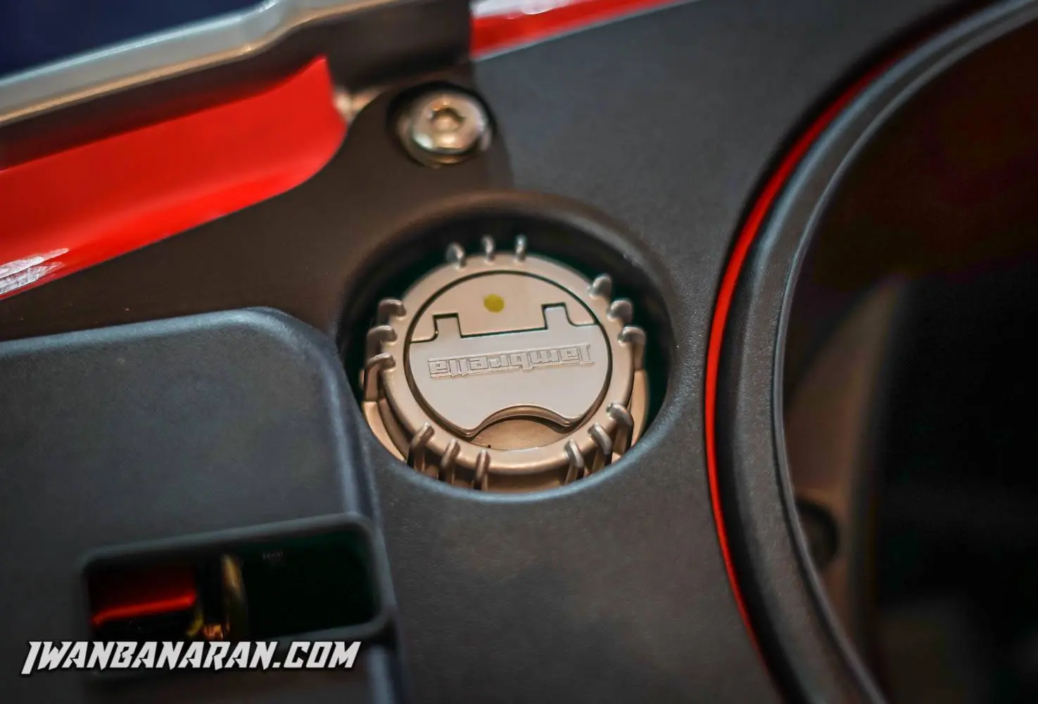 Pict Gallery : Terpesona merahnya Lambretta, finishing detilnya juozz