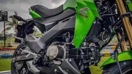 kawasaki Z125 (8)