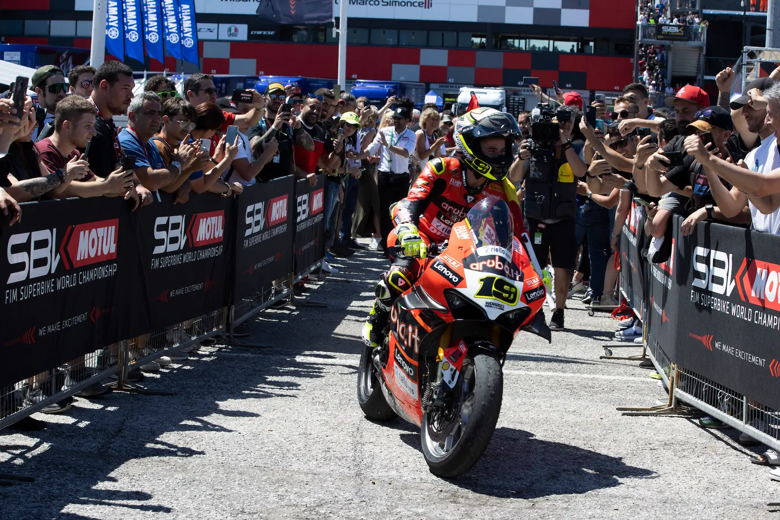 WSBK Race 2 Australia : Bautista pecah dominasi Kawasaki