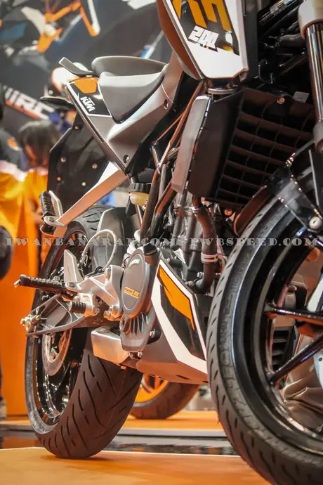 KTM Duke dan RC200 (45)