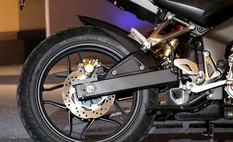 Banderol New Pulsar 200NS sekitar 18 jutaan rupiah………