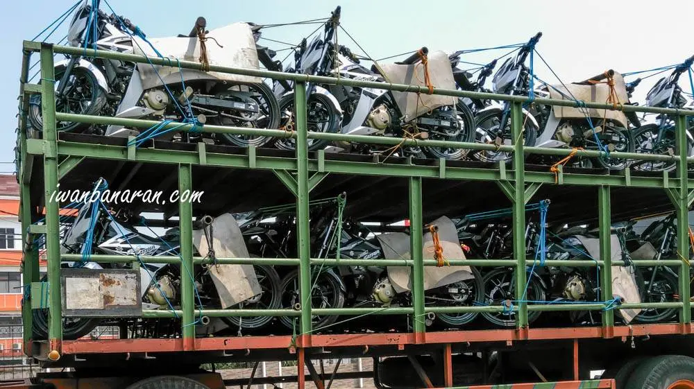 Spyshot warna baru Suzuki Satria versi 2018, woww putih cak
