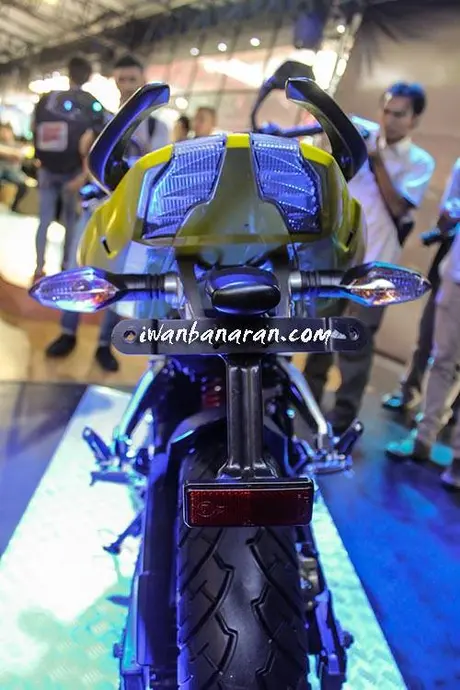 pulsar 200NS
