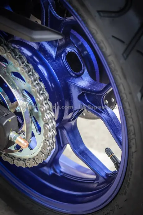 Yamaha_R25_ABS (3)
