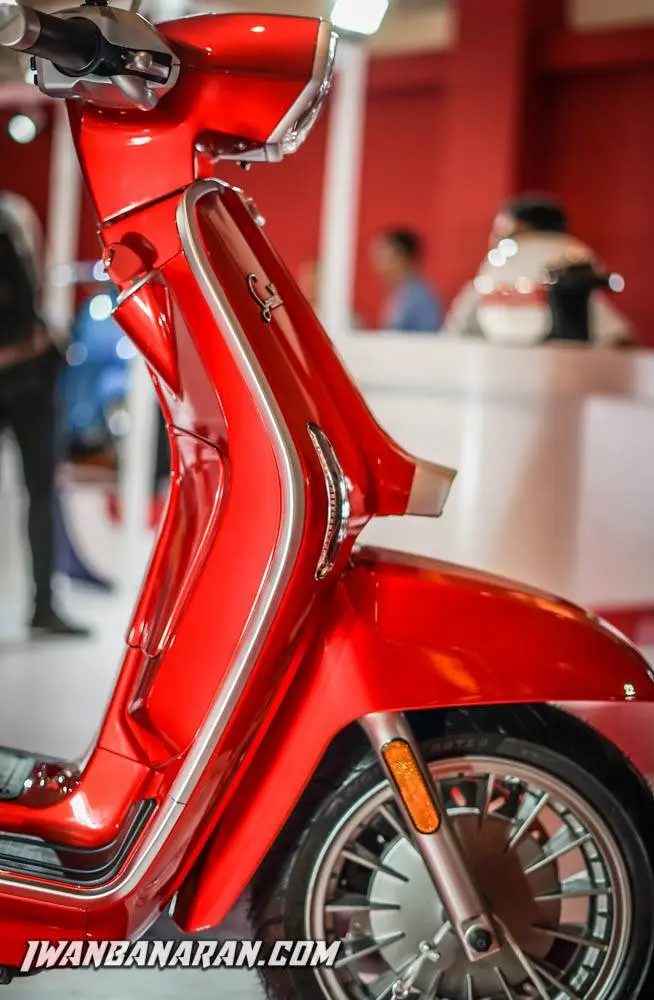Pict Gallery : Terpesona merahnya Lambretta, finishing detilnya juozz