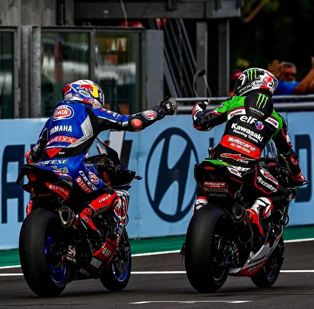 Kisruh WSBK ! Kawasaki laporkan Toprak hingga turun posisi, Yamaha murka