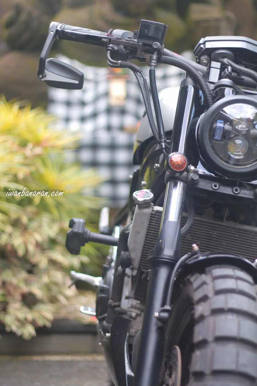 Modifikasi : Yamaha new XSR-250 ? bukan, ini adalah Yamaha YZF R25