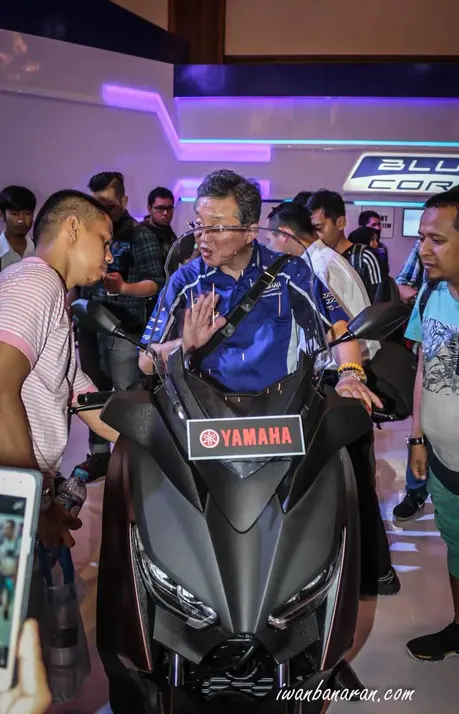 yamaha-x-max250-imos-2016-1