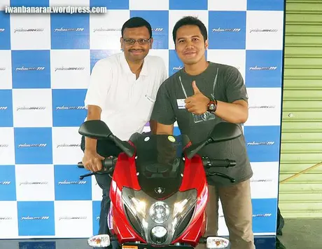 Gupta2 Pak Gupta terpesona desain Yamaha Byson….