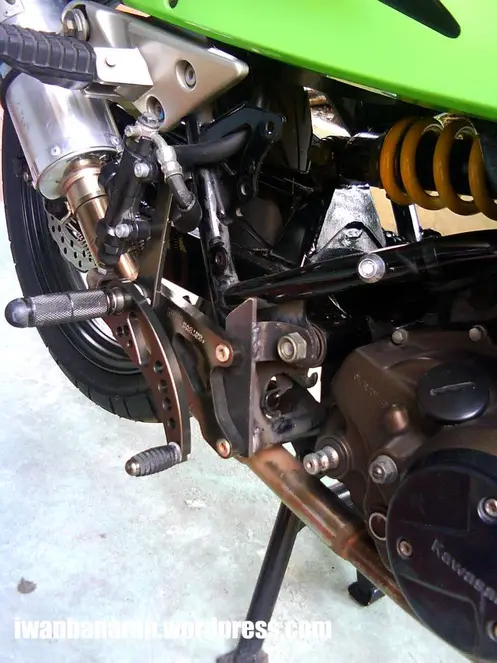 Foot step underbone Kawasaki Athlete…makin Pede aja bro