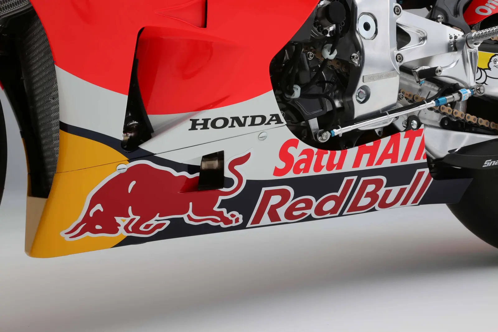 Dirilis di Indonesia, berikut foto high res Honda RC213V 2017… — Knalpot beda caakk