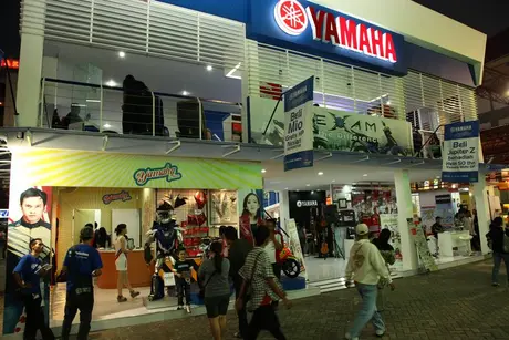 Banjir hadiah Yamaha diajang PRJ. Lumayan nih….