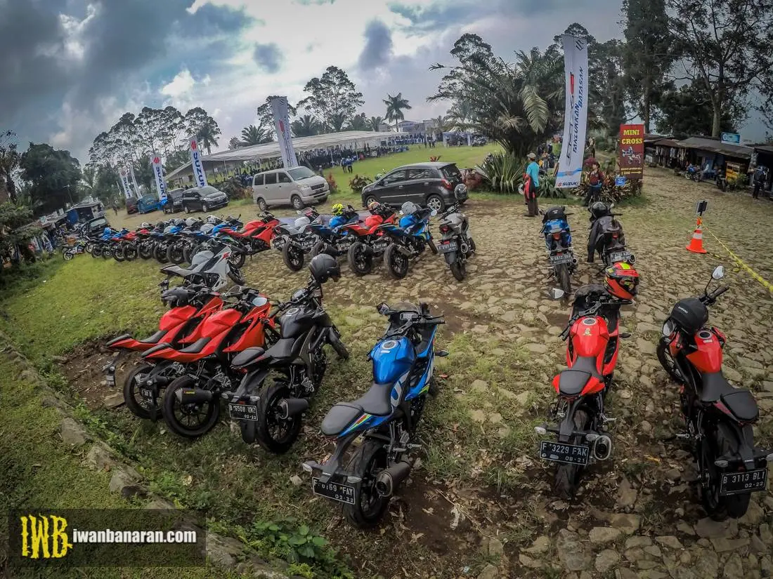 Suzuki bike Meet 2017… — GSX Club Indonesia terbentuk. Wah….ada RGR150 juga cak
